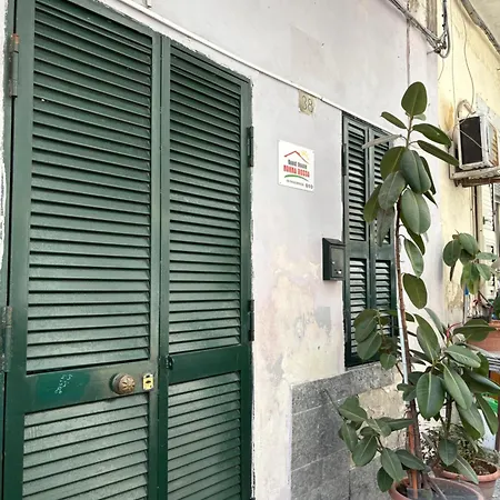 Guest House “Nonna Rossa” Naples Exterior photo